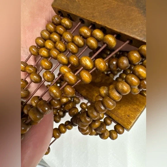 Green leaf earrings with handmade wooden beaded bracelet set - Picture 6 of 8